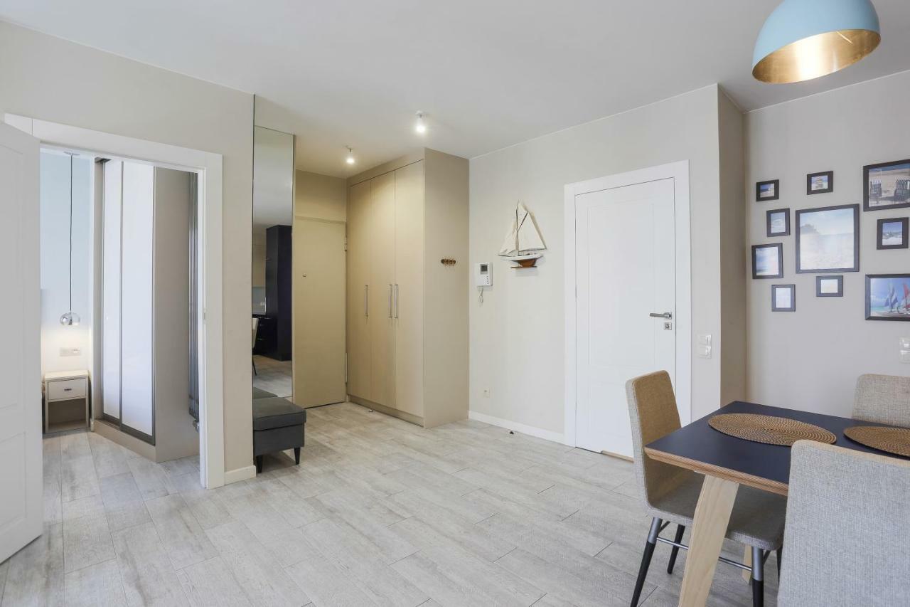 Unique Motlawa Riverbank Apartment Gdańsk Exterior foto